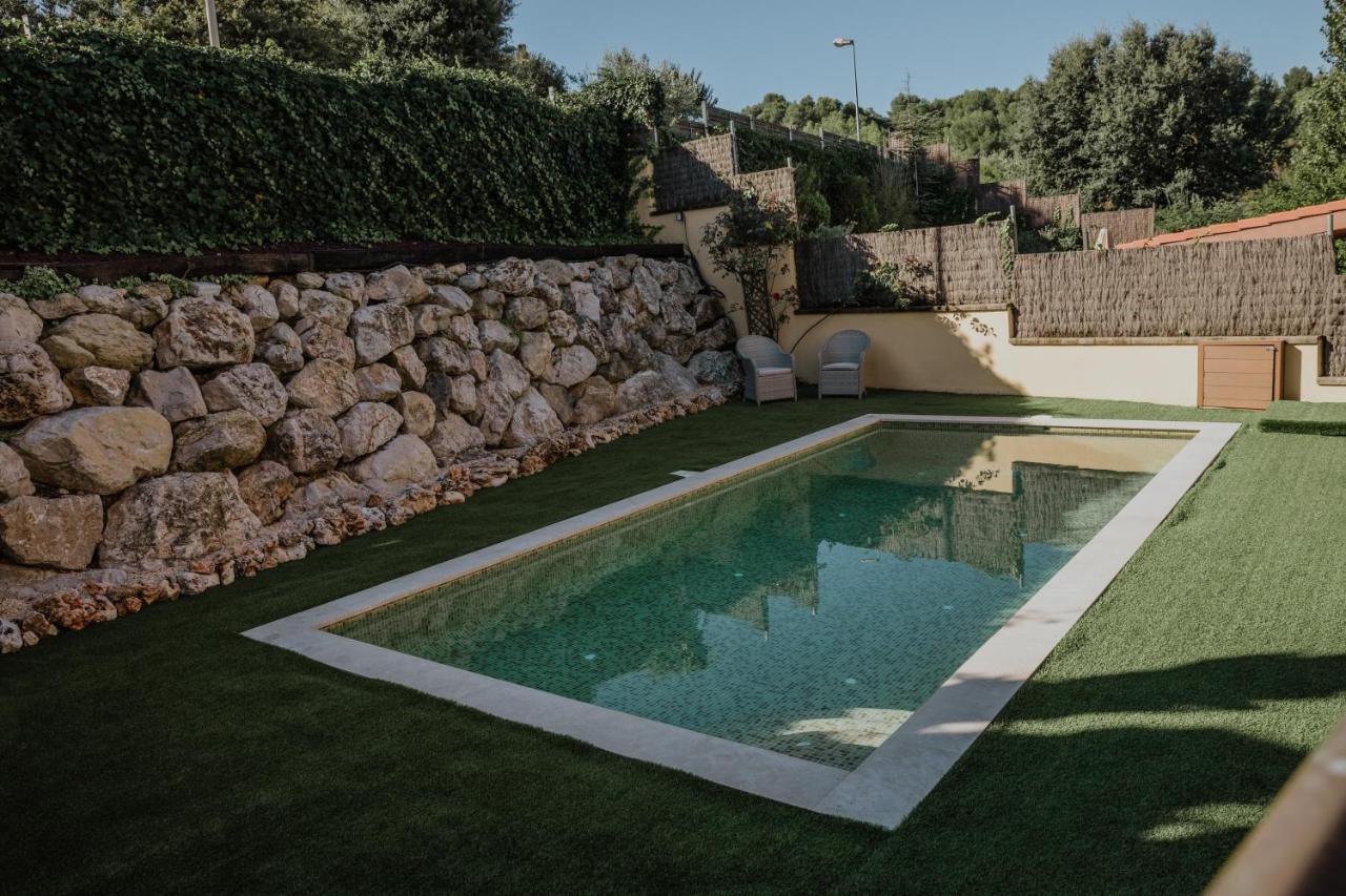 Collbato Resort. Exterior photo