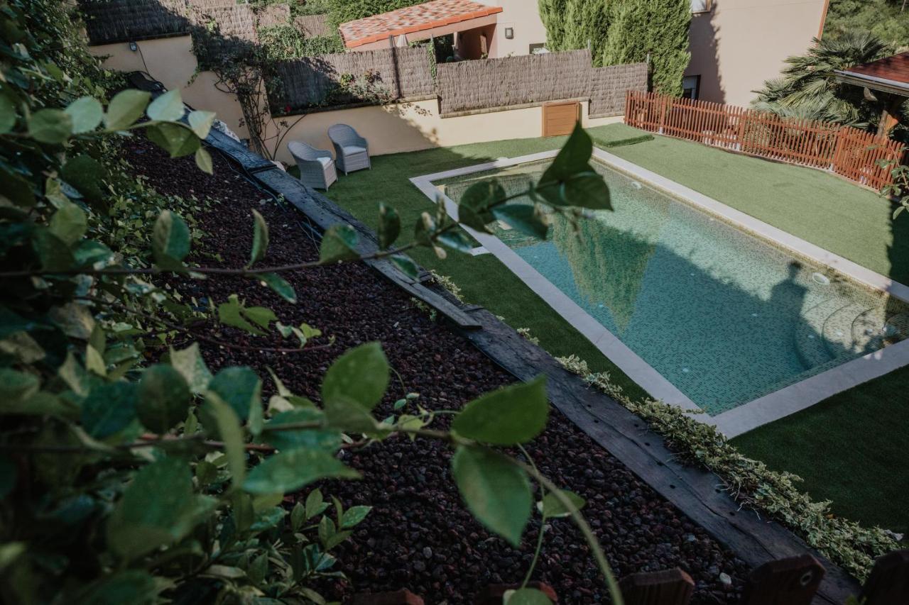 Collbato Resort. Exterior photo